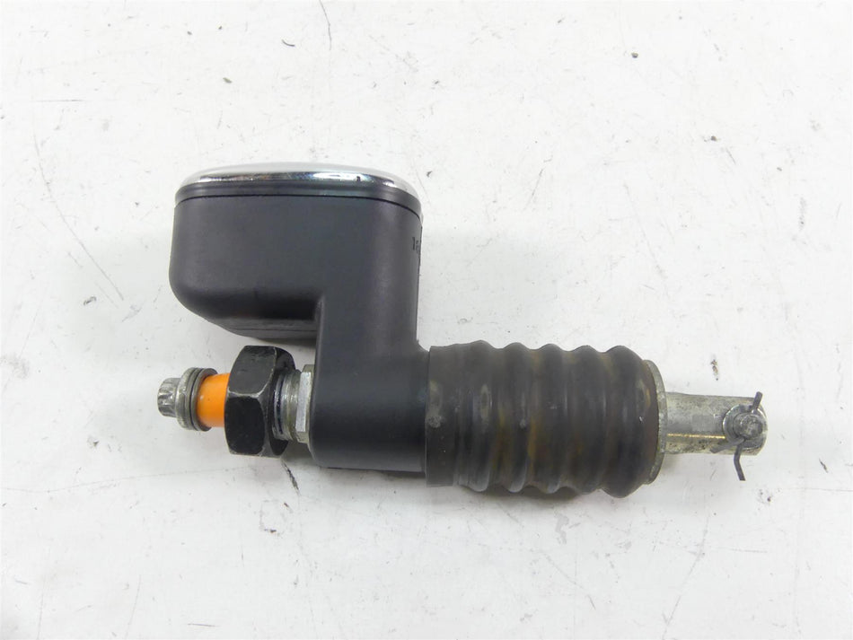 2005 Harley Touring CVO FLHTCSE Electra Glide Rear Brake Master Cylinde 41782-05 {{ shop.shopifyCountryName }} - Mototech271