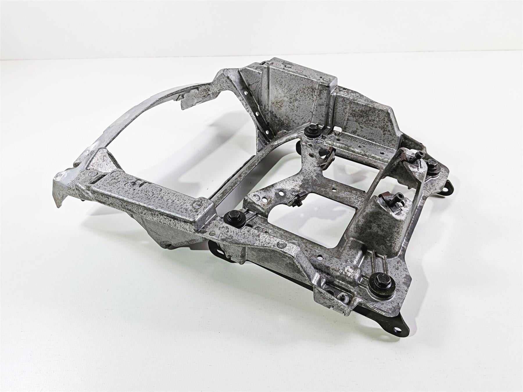 2016 Victory Cross Country Front Fairing Support Stay Holder Carrier 5136536 {{ shop.shopifyCountryName }} - Mototech271
