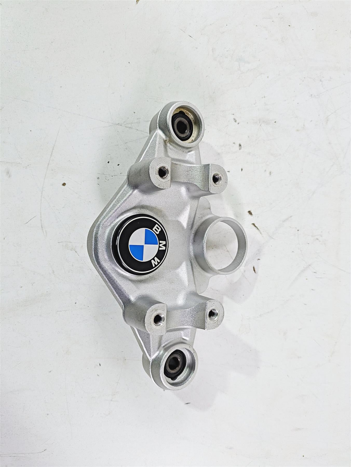 2021 BMW R1250GS K51 Adv Upper Triple Tree Steering Clamp 31428555849 {{ shop.shopifyCountryName }} - Mototech271
