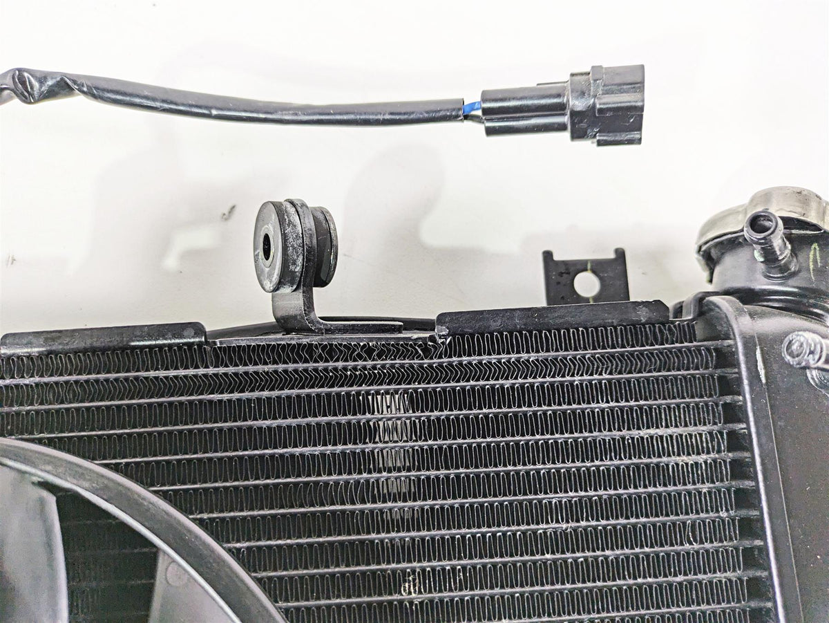 2021 Kawasaki Z900 ZR900 Radiator Fan Reservoir Hoses Set - Read 39061-0813 {{ shop.shopifyCountryName }} - Mototech271