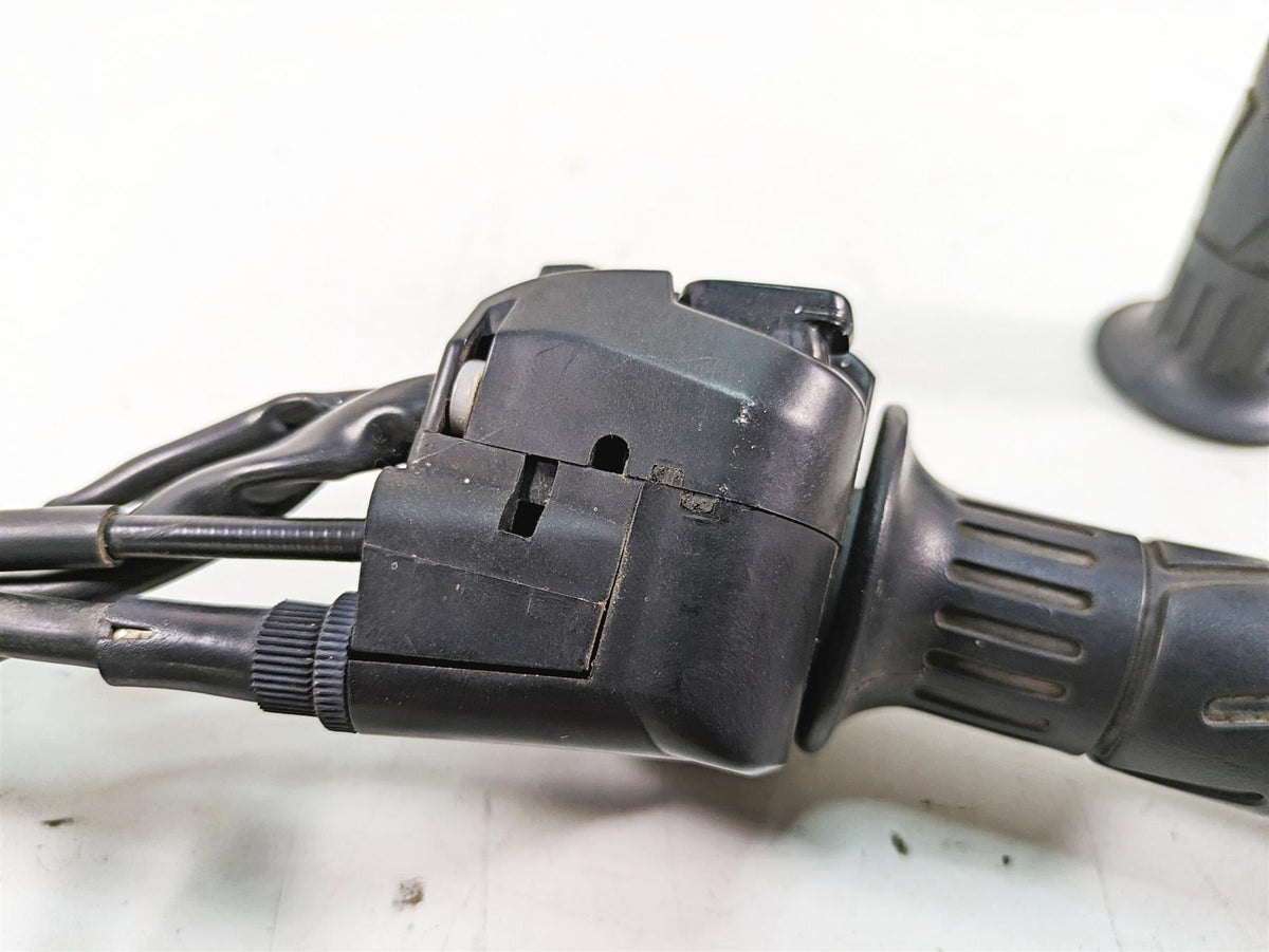 2016 Kawasaki Ninja EX300 Right Hand Control Switch 46091-0205 46091-0484 {{ shop.shopifyCountryName }} - Mototech271