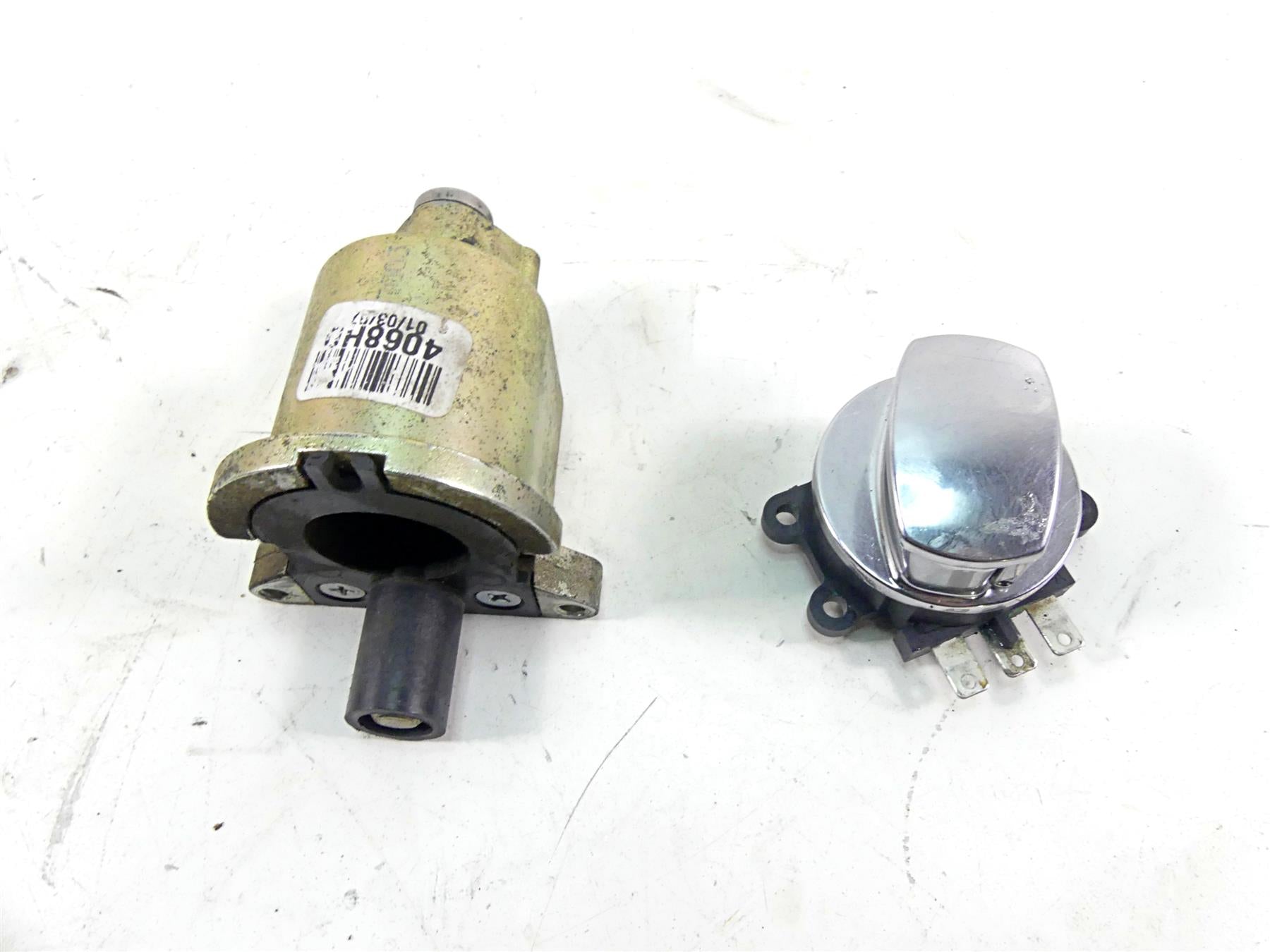 2007 Harley Touring FLHRC Road King Ignition Switch Fork Lock Set