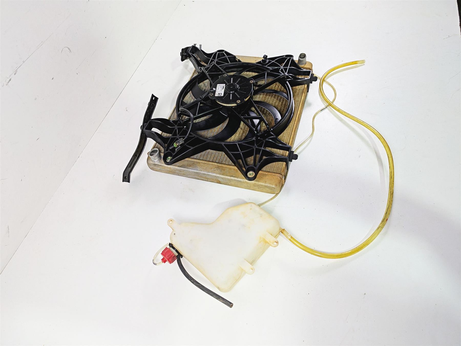 2019 Polaris RZR XP 1000 Highlifter Radiator Fan Reservoir Set 1240745 2412447 {{ shop.shopifyCountryName }} - Mototech271