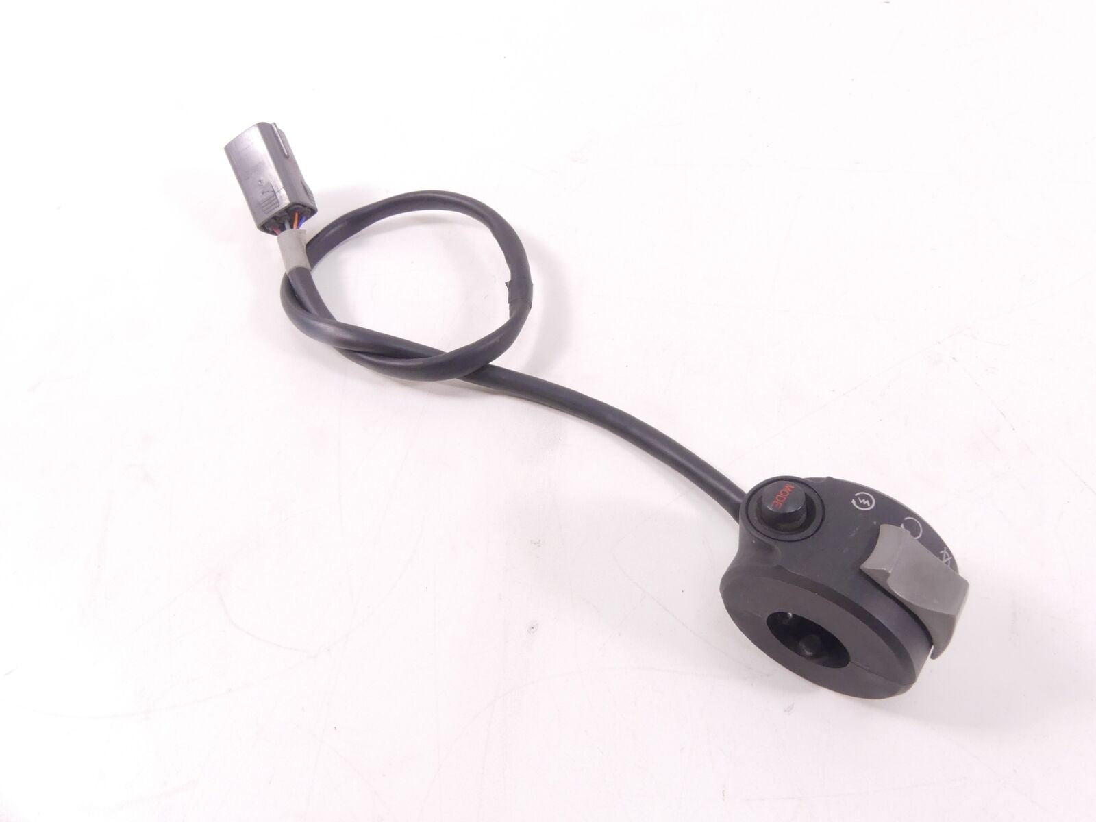 2018 Kawasaki Ninja H2 ZX1002 SX SE Right Hand Control Switch Mode 46091-0375