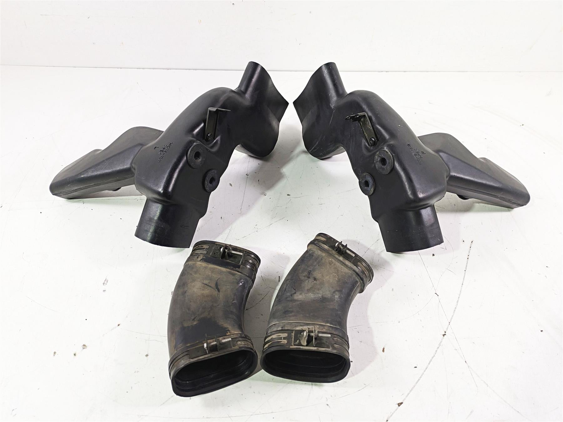 2005 Kawasaki ZX12R Ninja Front Air Duct Ram Set 14073-1811 14073-1750 {{ shop.shopifyCountryName }} - Mototech271