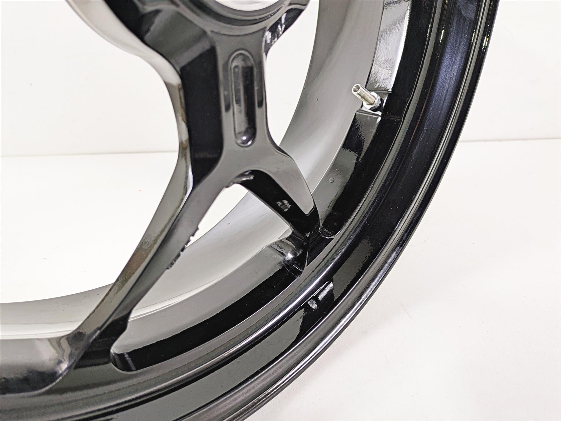 2022 Ducati Hypermotard 950 Rear Wheel Rim 17x5.5 Straight 50212071AA {{ shop.shopifyCountryName }} - Mototech271