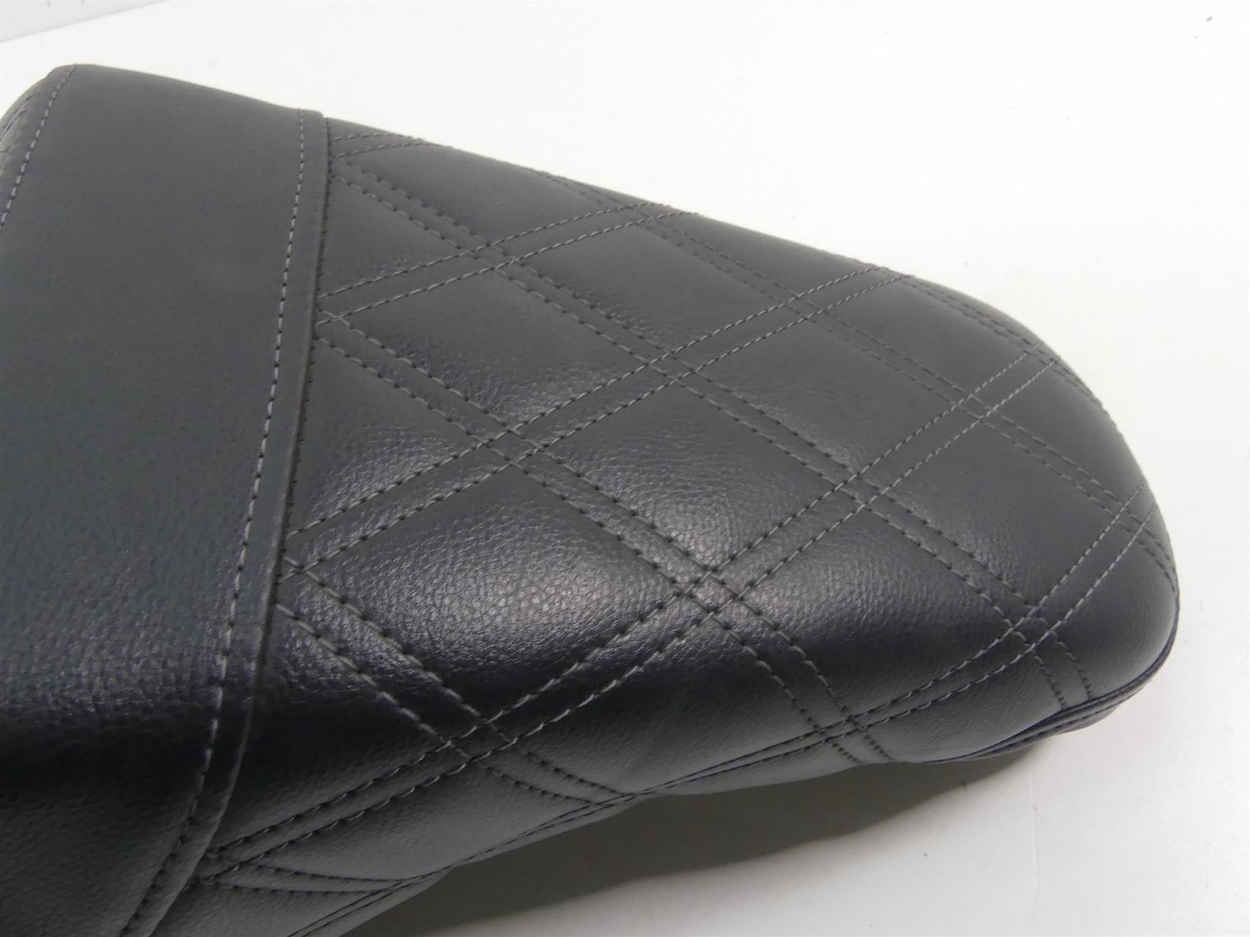 2021 Harley Softail FLSB Sport Glide Saddlemen Step Up Seat Saddle 818-29-175 {{ shop.shopifyCountryName }} - Mototech271