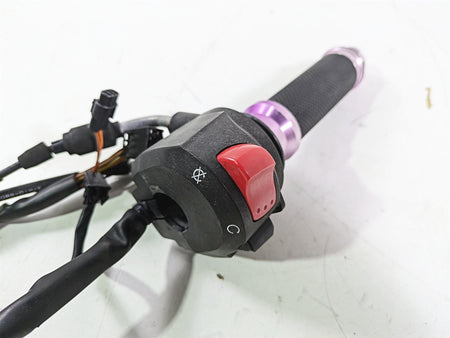 2008 Suzuki GSXR600 Right Hand Start Kill Throttle Control Switch 37200-21H01 {{ shop.shopifyCountryName }} - Mototech271