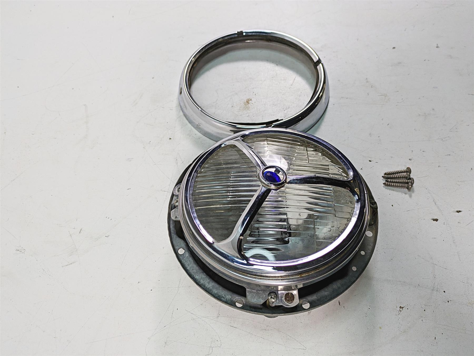 1999 Harley Touring FLHTC Electra Glide Headlight Head Light Lamp 67702-81C {{ shop.shopifyCountryName }} - Mototech271