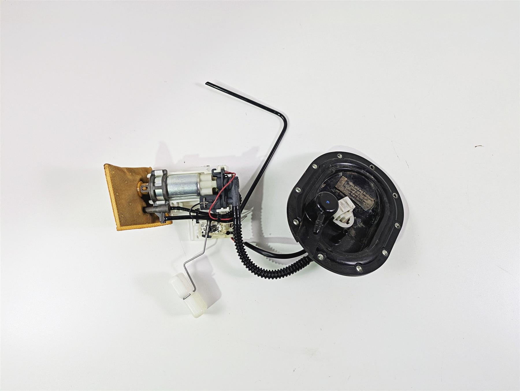 2018 Indian Springfield Dark Horse Fuel Gas Petrol Pump - Tested 2521787 2522160 {{ shop.shopifyCountryName }} - Mototech271
