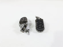 Load image into Gallery viewer, 2005 KTM 950 LC8 Adventure Front Rider Foot Peg Rest Set 59003040250 78003041050

