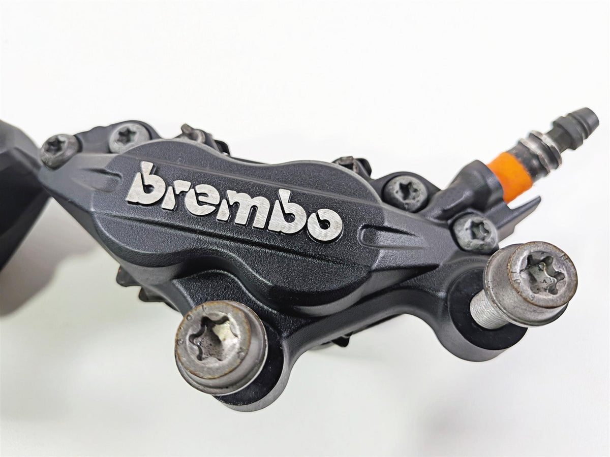 2023 BMW R nineT Scrambler K23 Front Brake Caliper Set 34117716717 34118563486 {{ shop.shopifyCountryName }} - Mototech271