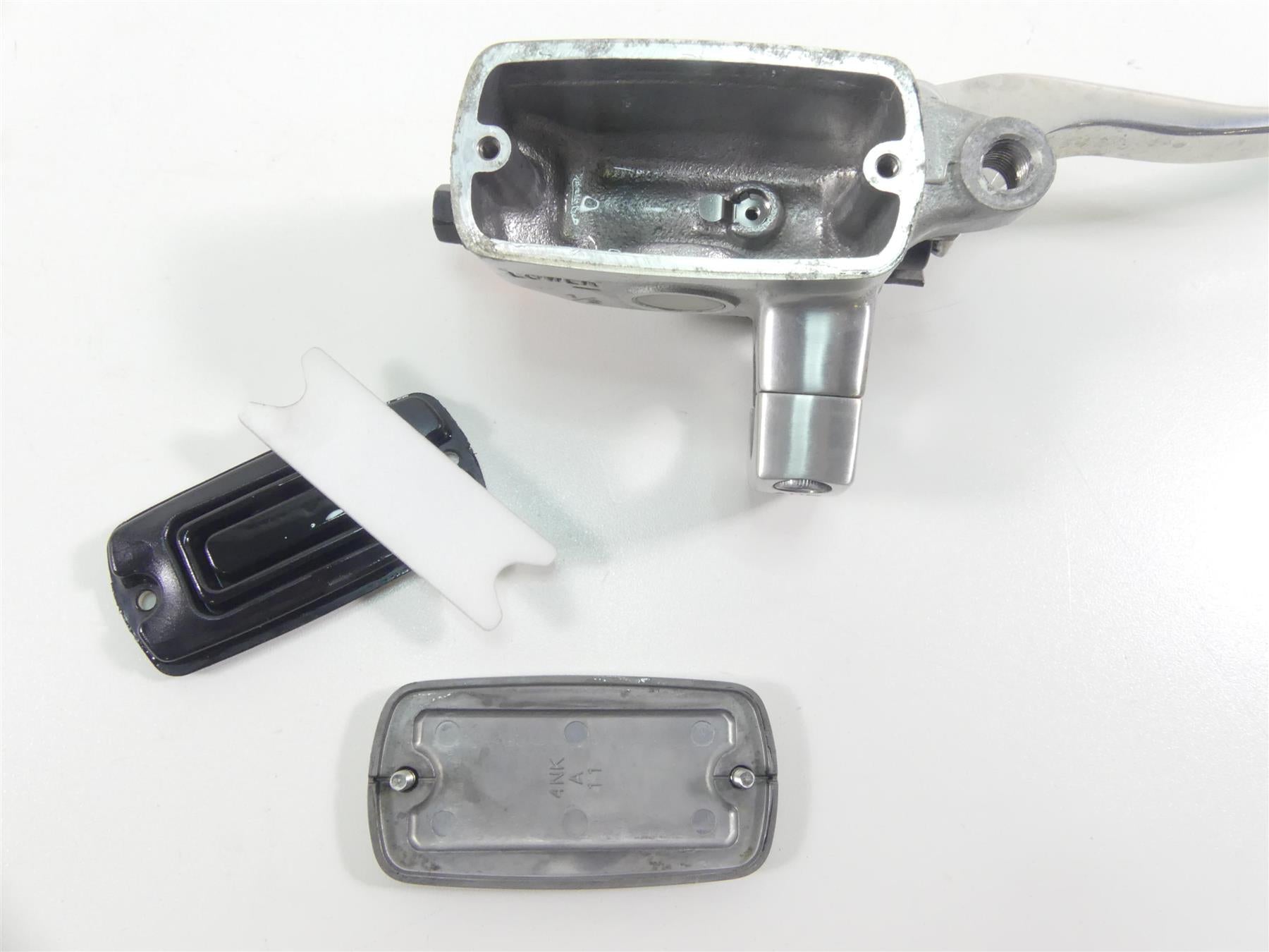 2016 Honda VT1300 CRG Stateline Front Brake Master Cylinder 1/2" 45510-MFR-305 {{ shop.shopifyCountryName }} - Mototech271