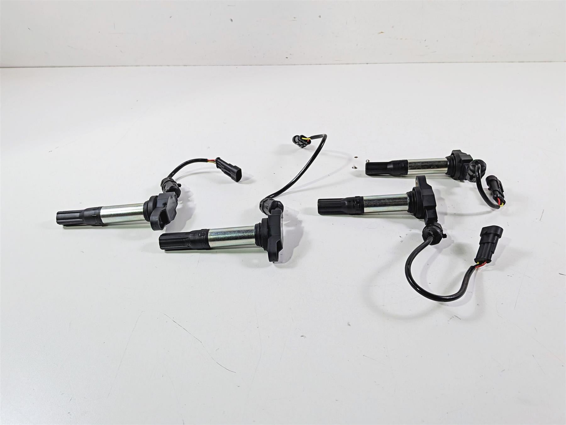 2018 Aprilia RSV4 RR Ignition Coils Stick Coil Set 857084 857501 {{ shop.shopifyCountryName }} - Mototech271