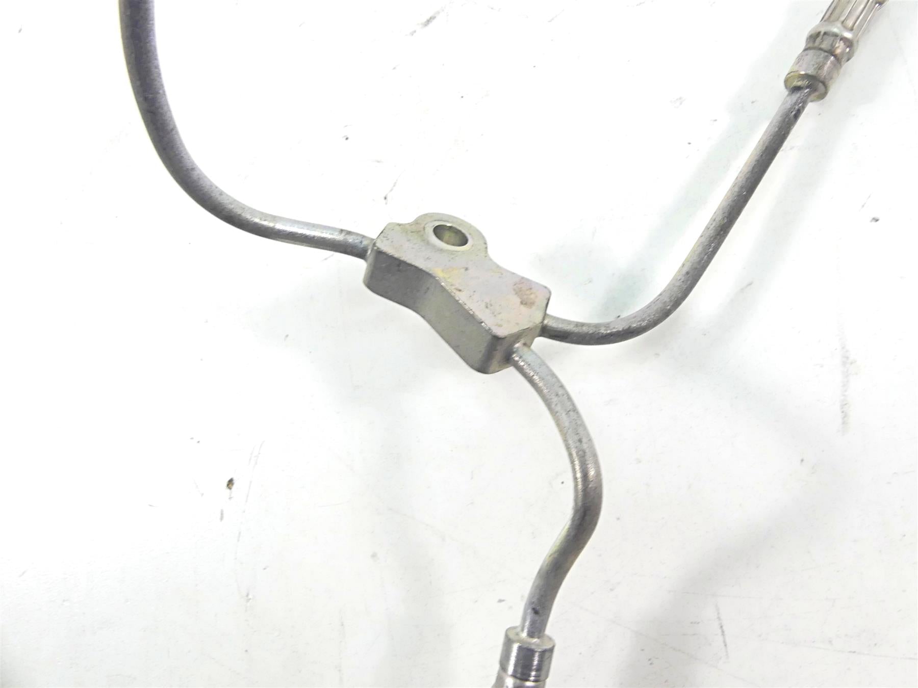 2015 Harley VRSCF Muscle V-Rod Front Abs Brake Line Hose Set 42022-09A {{ shop.shopifyCountryName }} - Mototech271