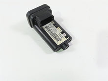 Load image into Gallery viewer, 2004 Harley Softail FXSTDI Deuce Tssm Turn Signal Module 68923-00C
