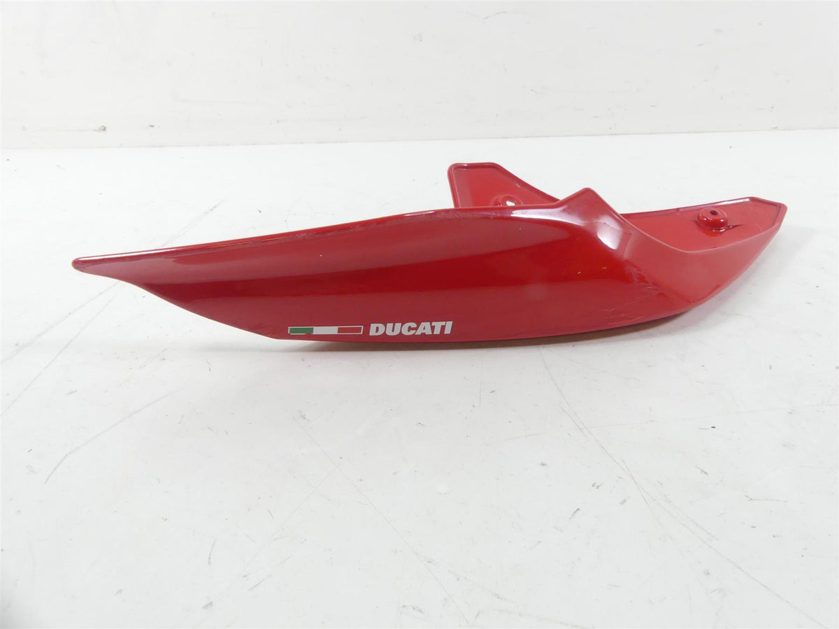 2020 Ducati Panigale V2 Right Tail Side Wing Cover Fairing -Read 482P2471AB {{ shop.shopifyCountryName }} - Mototech271