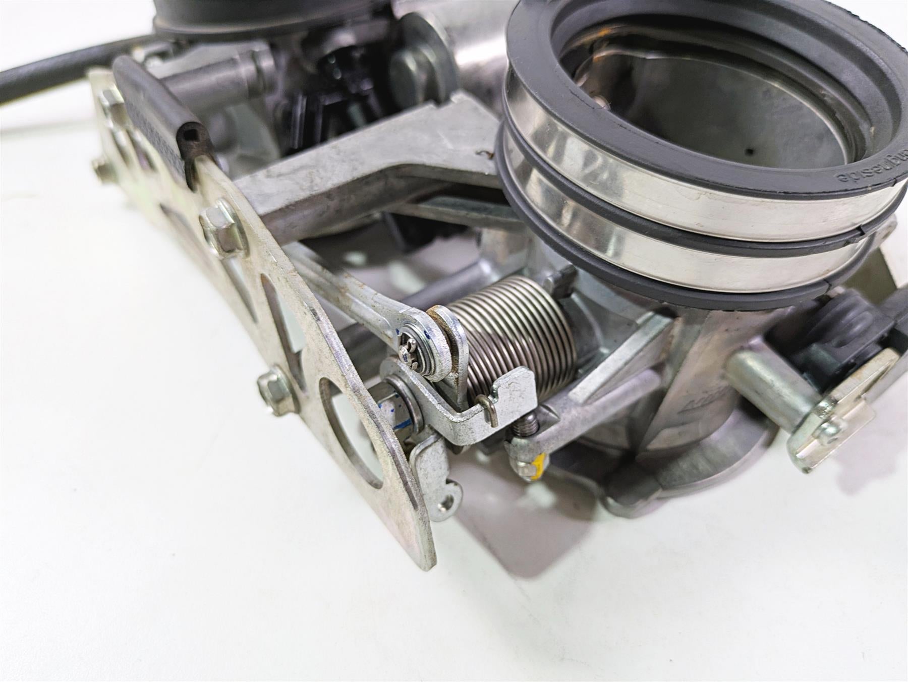 2020 KTM 1290 Super Adventure R Throttle Body Fuel Injection Keihin 60341001000 {{ shop.shopifyCountryName }} - Mototech271