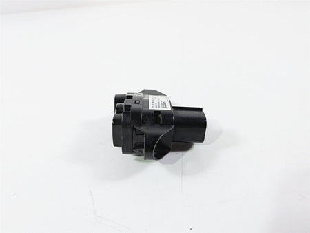 2014 Harley Touring FLHTK Electra Glide Fog Spot Light Switch 69200172-Mototech271