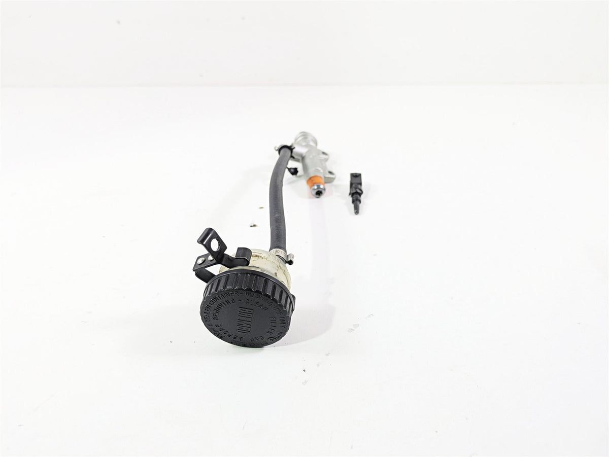 2018 BMW R nineT Urban GS K33 Rear Brembo Brake Master Cylinder 34318529423 {{ shop.shopifyCountryName }} - Mototech271