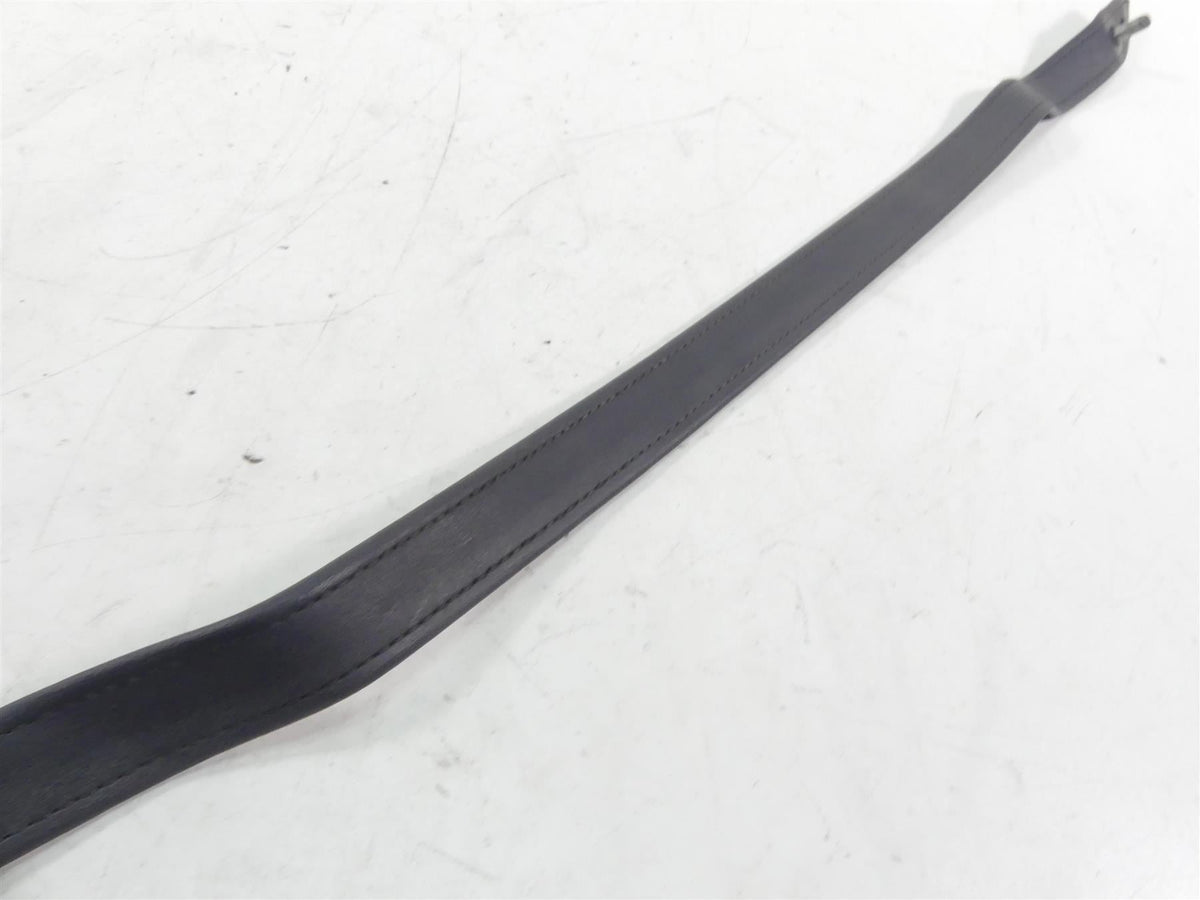 2011 Harley VRSCF Muscle Rod Rear Passenger Seat Saddle Pillion -Read 52438-09 {{ shop.shopifyCountryName }} - Mototech271