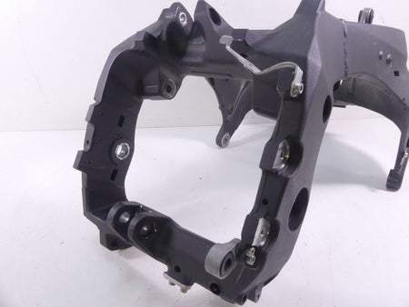 2015 Yamaha YZF-R1M Straight Main Frame Chassis - Salvage Title - 2CR-21110-00-00 {{ shop.shopifyCountryName }} - Mototech271
