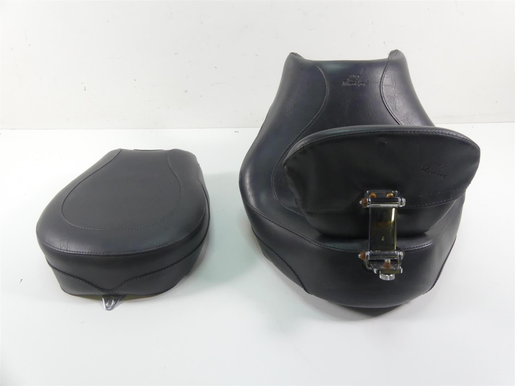 2006 Honda VTX1800 C2 Mustang Sport Touring 2-Piece Dual Seat Saddle Set 79271 {{ shop.shopifyCountryName }} - Mototech271