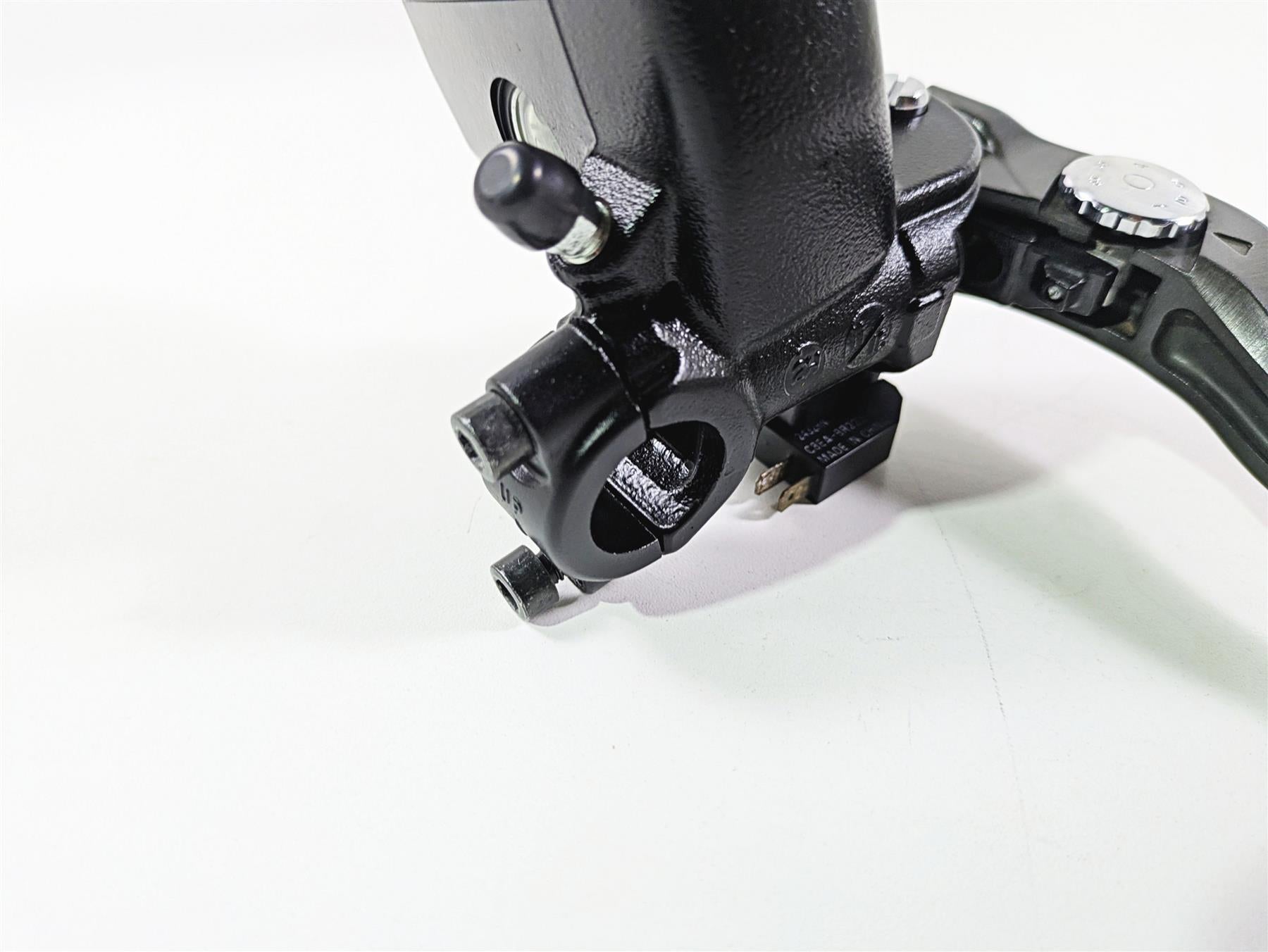 2023 Suzuki GSX1300 RR Hayabusa Nissin Front Brake Master Cylinder 59600-10L00 {{ shop.shopifyCountryName }} - Mototech271
