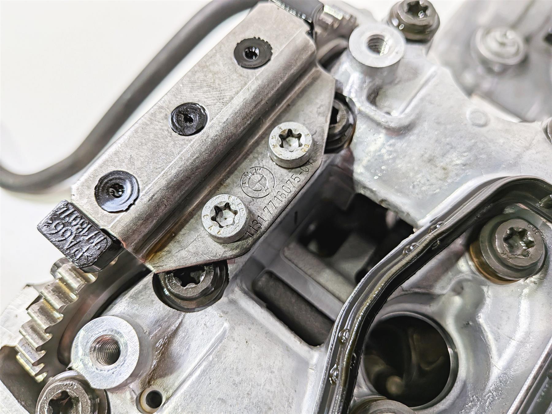 2017 BMW S1000RR K46 Ready to Use Engine Cylinder Head Cam Shaft Set 11128557398 {{ shop.shopifyCountryName }} - Mototech271