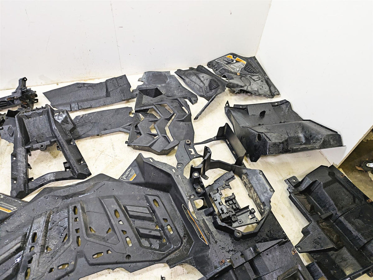 2019 Can Am Maverick X3 XRS Turbo R Interior Dashboard Cover Fairing Cowl Set {{ shop.shopifyCountryName }} - Mototech271