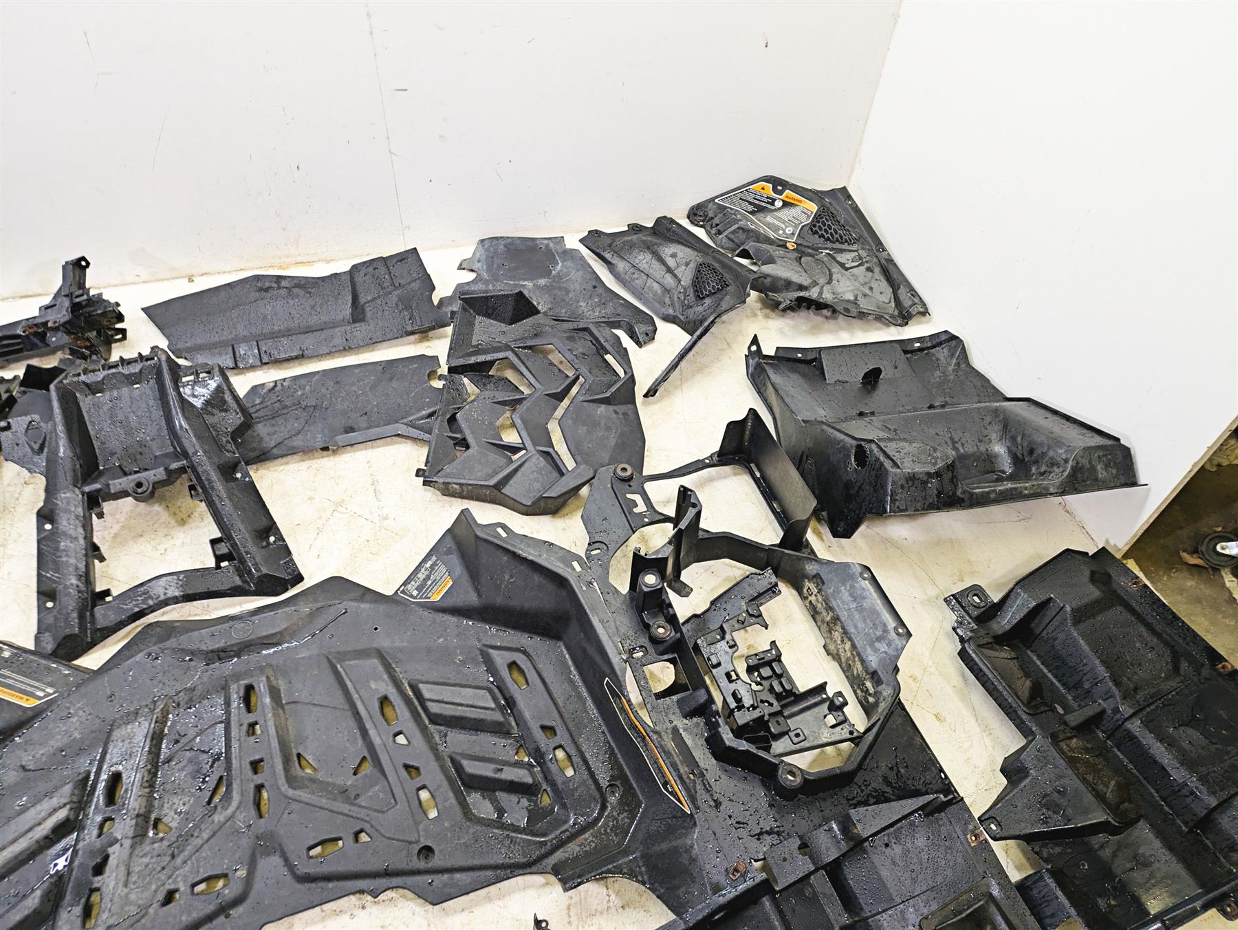 2019 Can Am Maverick X3 XRS Turbo R Interior Dashboard Cover Fairing Cowl Set {{ shop.shopifyCountryName }} - Mototech271