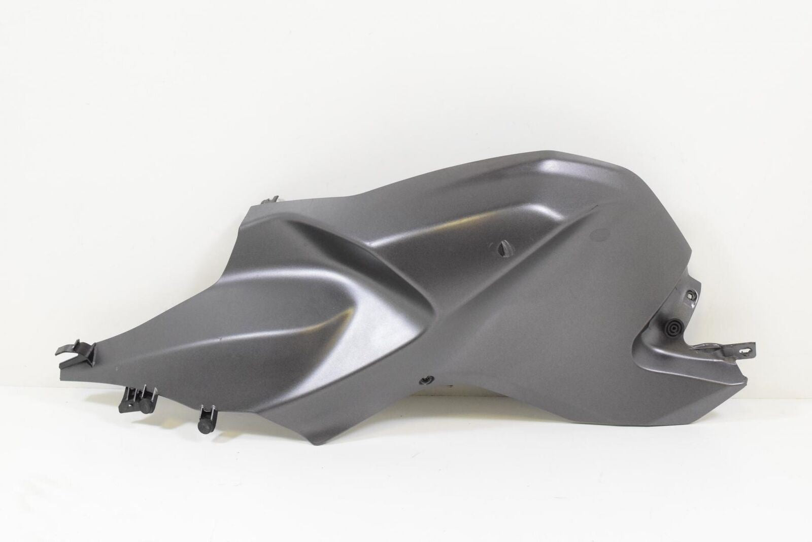 08 BMW K1200S K1200 S K40 Left Tank Fairing Cover Cowl Plastic 46637691729 {{ shop.shopifyCountryName }} - Mototech271