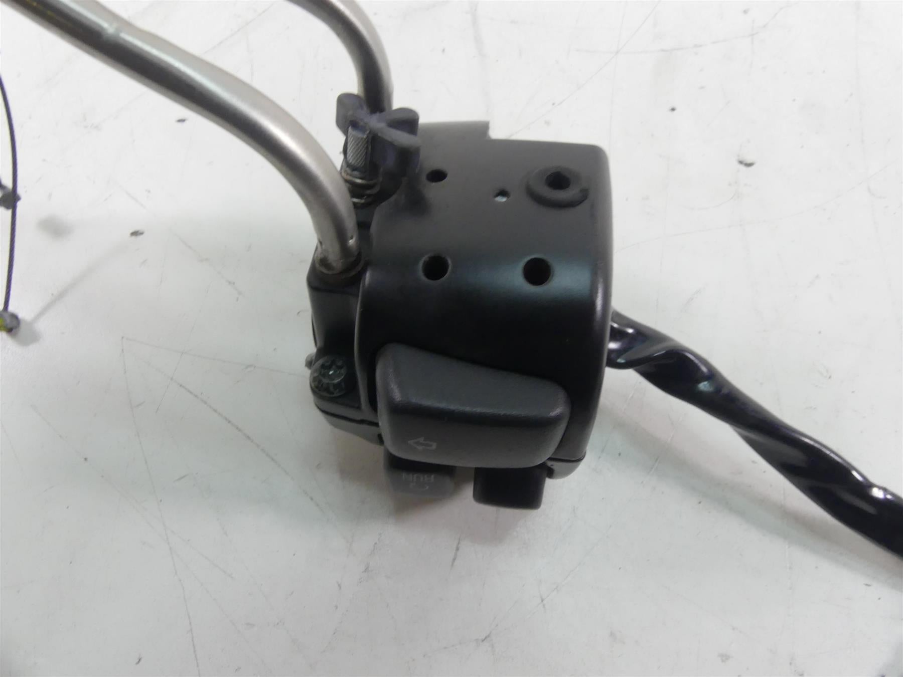 2011 Harley VRSCF Muscle Rod Right Hand Control Switch Cable Set -Read 71684-06A {{ shop.shopifyCountryName }} - Mototech271