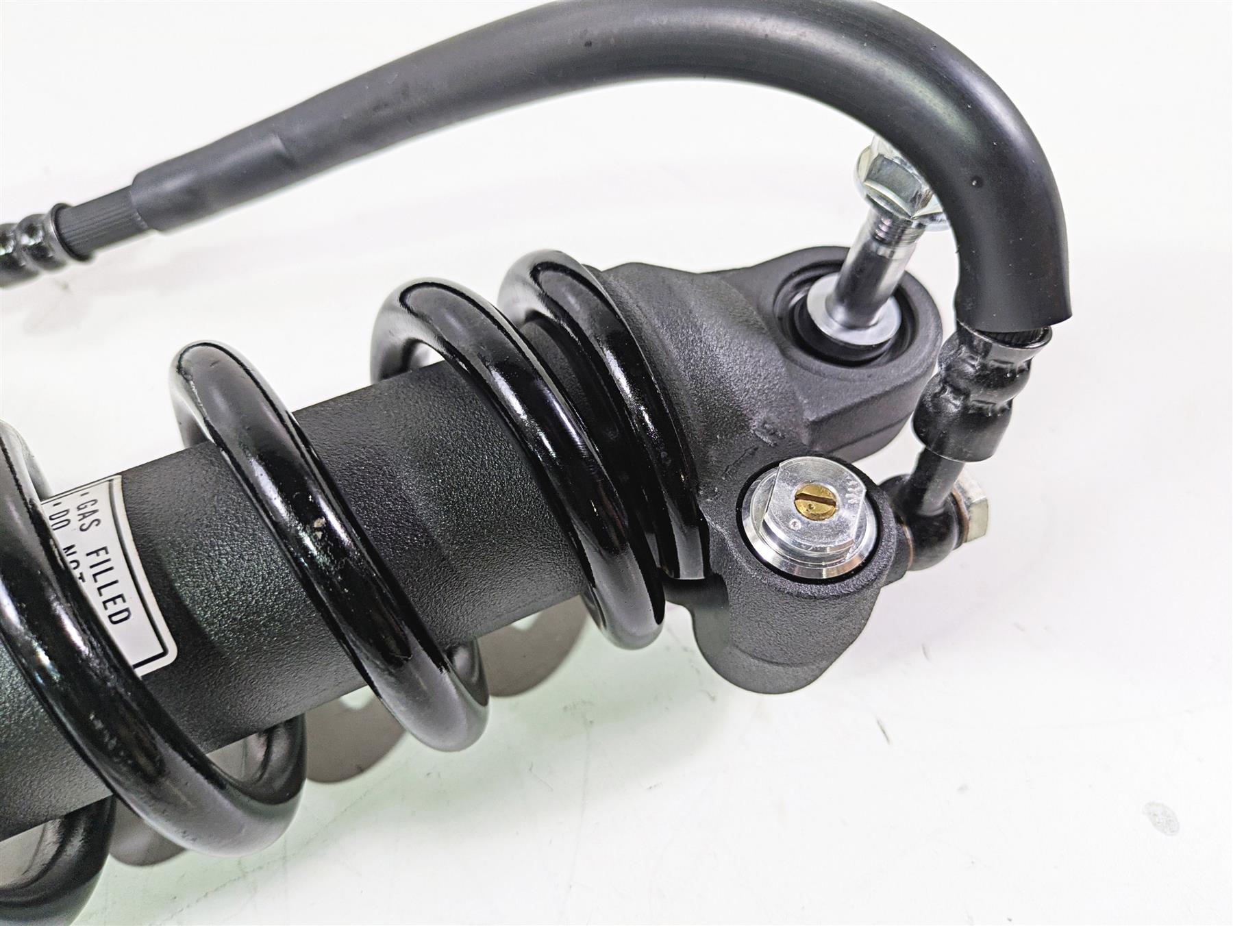 2025 Honda CBR600RR Straight Rear Suspension Shock Damper 52400-MJC-L11 {{ shop.shopifyCountryName }} - Mototech271