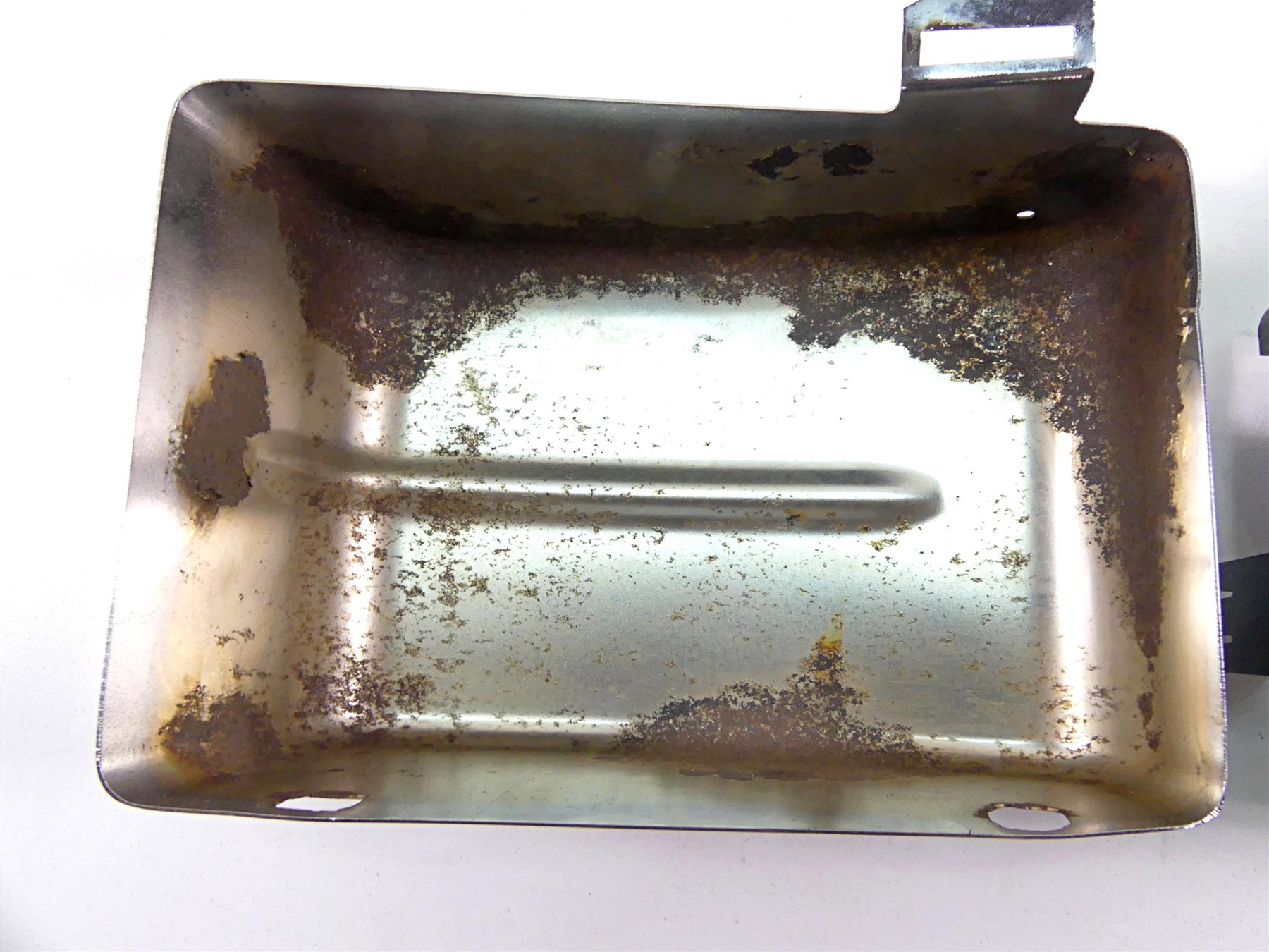 2014 Harley FXDL Dyna Low Rider Electric Holder Tray & Cover 69200101 70367-12 {{ shop.shopifyCountryName }} - Mototech271