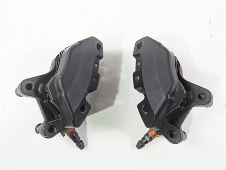 2010 Harley Touring FLHXSE CVO Street Glide Front Brake Caliper Set 46368-10 {{ shop.shopifyCountryName }} - Mototech271
