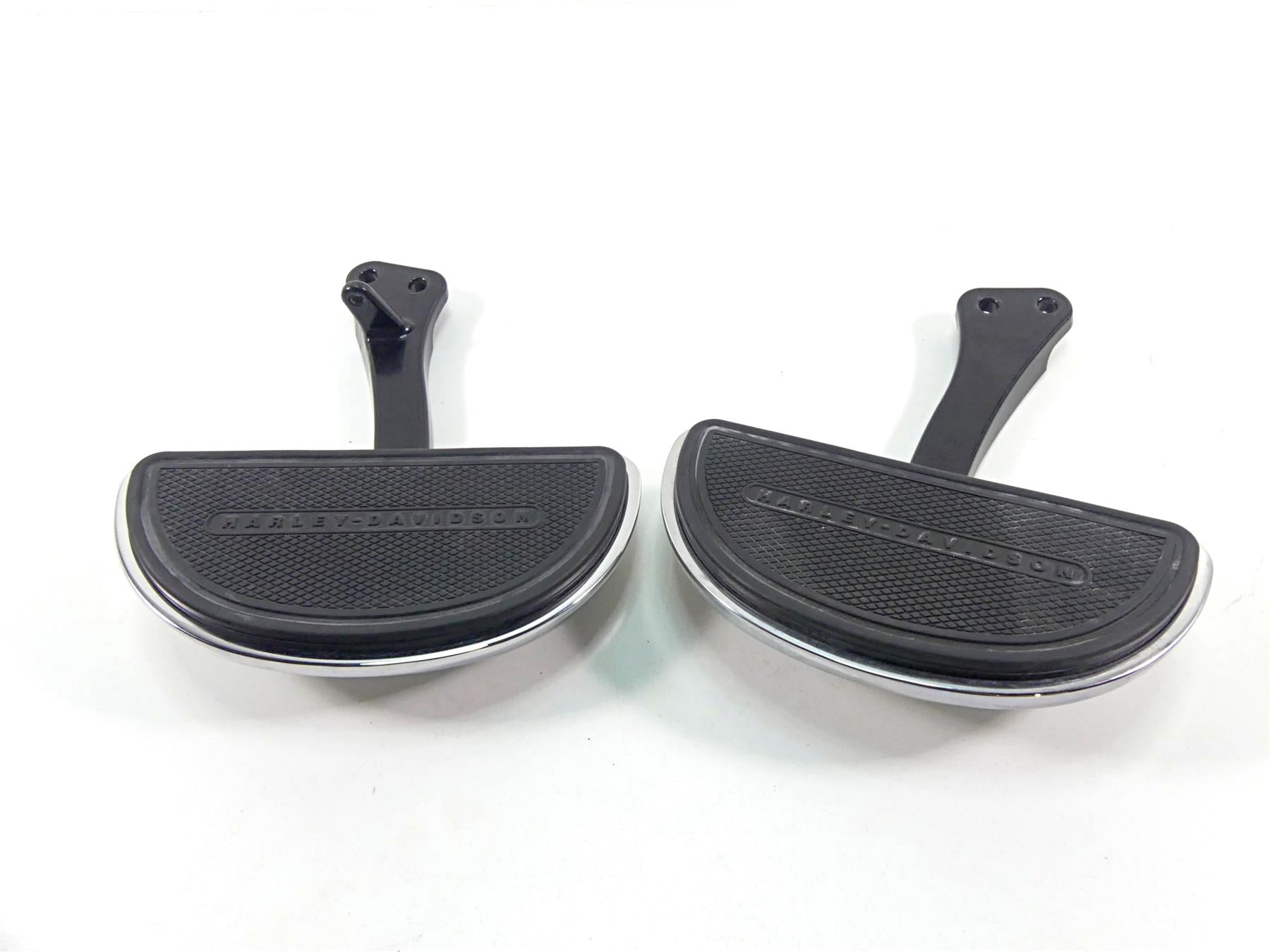 2010 Harley FXDF Dyna Fat Bob Rear Passenger Softail Floor Board Set 49224-06A {{ shop.shopifyCountryName }} - Mototech271