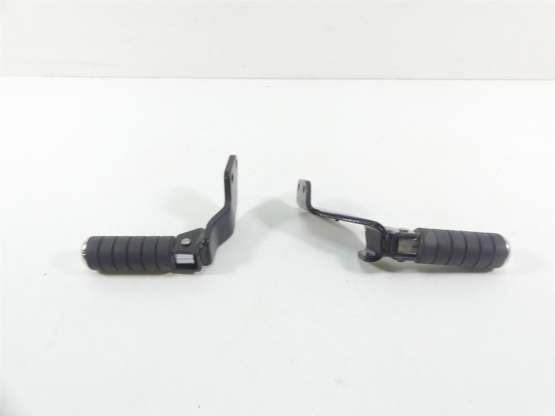 2007 Honda VTX1800 T1 Rear Passenger Footpeg Set 50680-MCV-000 50685-MCV-000 {{ shop.shopifyCountryName }} - Mototech271