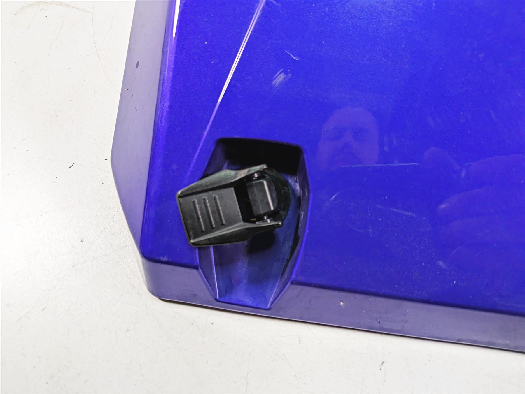 2019 Yamaha YXZ1000 R EPS SS SE Blue Rear Radiator Center Cover B5H-F172W-A0 {{ shop.shopifyCountryName }} - Mototech271