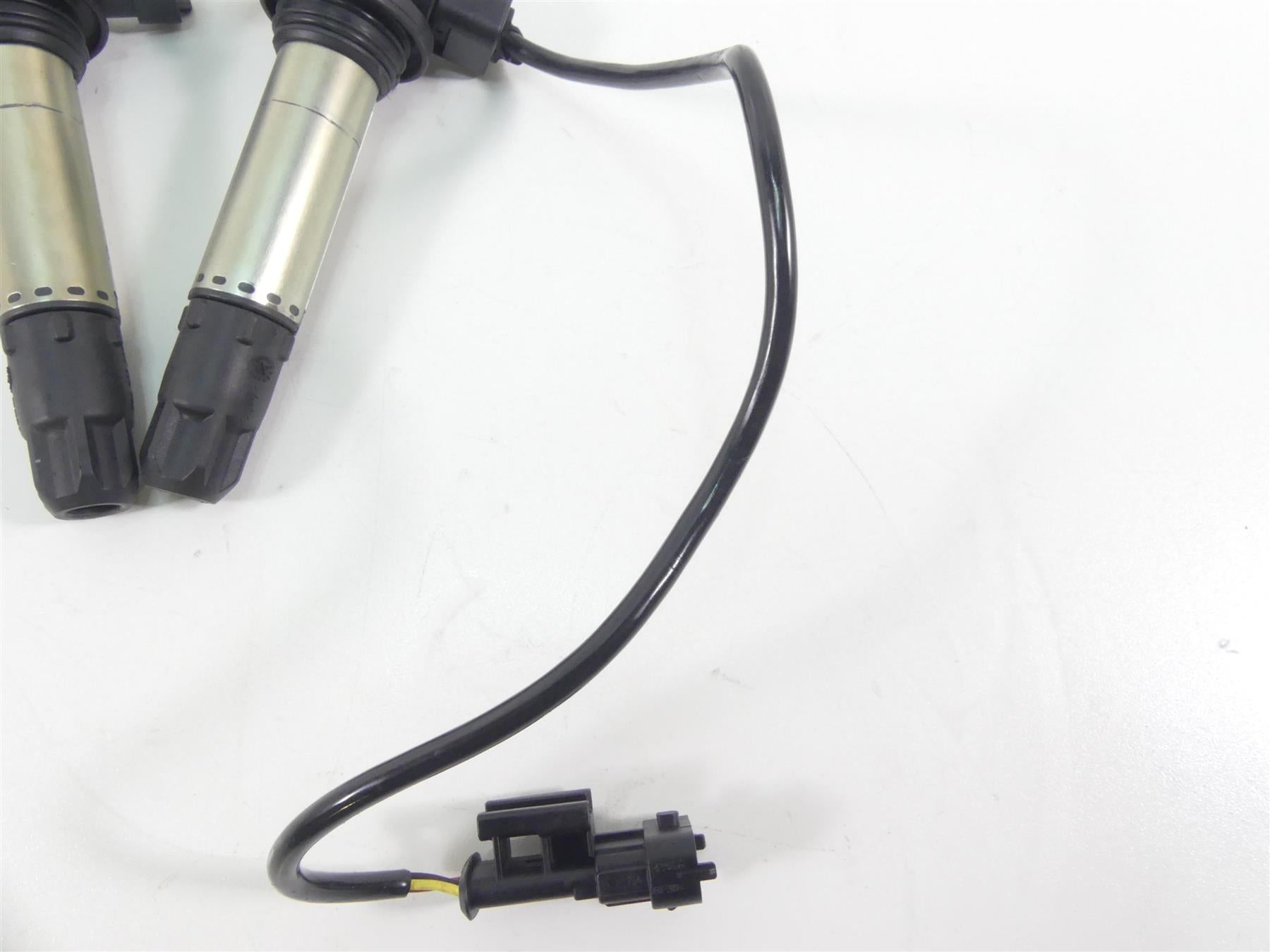 2004 Ducati 999 SBK Beru Ignition Coil Stick Coils Set 38010143A {{ shop.shopifyCountryName }} - Mototech271
