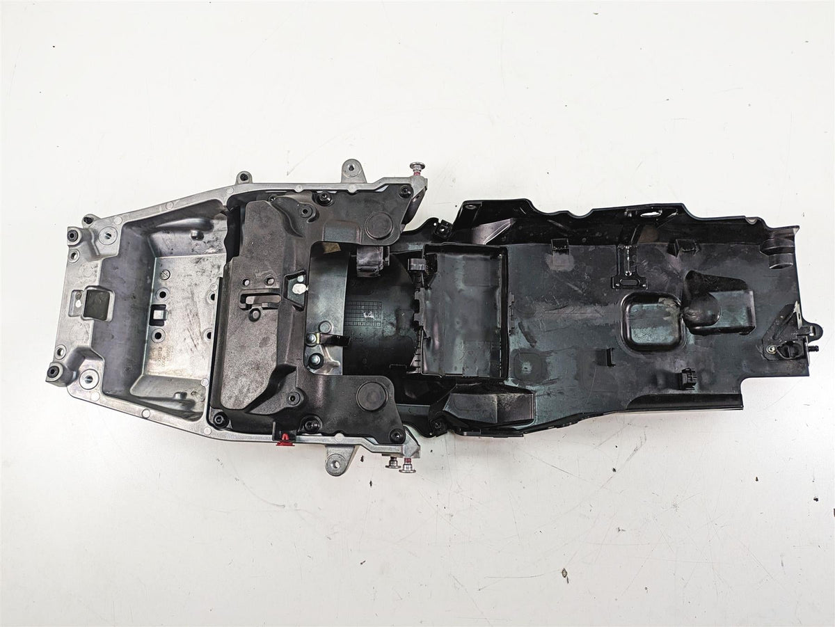 2018 Kawasaki ZX1002 Ninja H2 SX Subframe Sub Frame & Inner Fender 32160-0960 {{ shop.shopifyCountryName }} - Mototech271