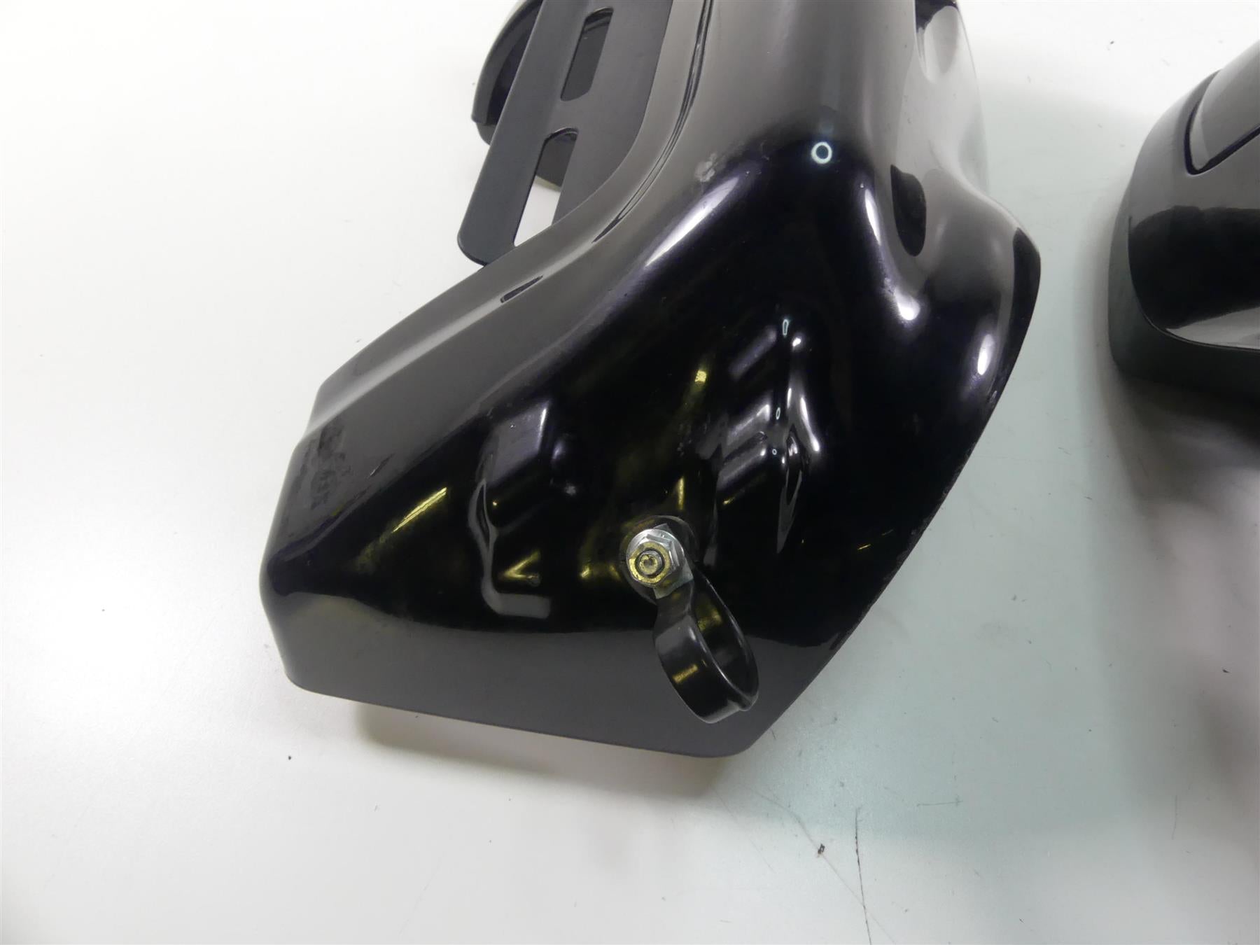 2009 Harley FLHTCU SE4 CVO E-Glide Lower Leg Fairing Storage Cover Set 58816-05A {{ shop.shopifyCountryName }} - Mototech271