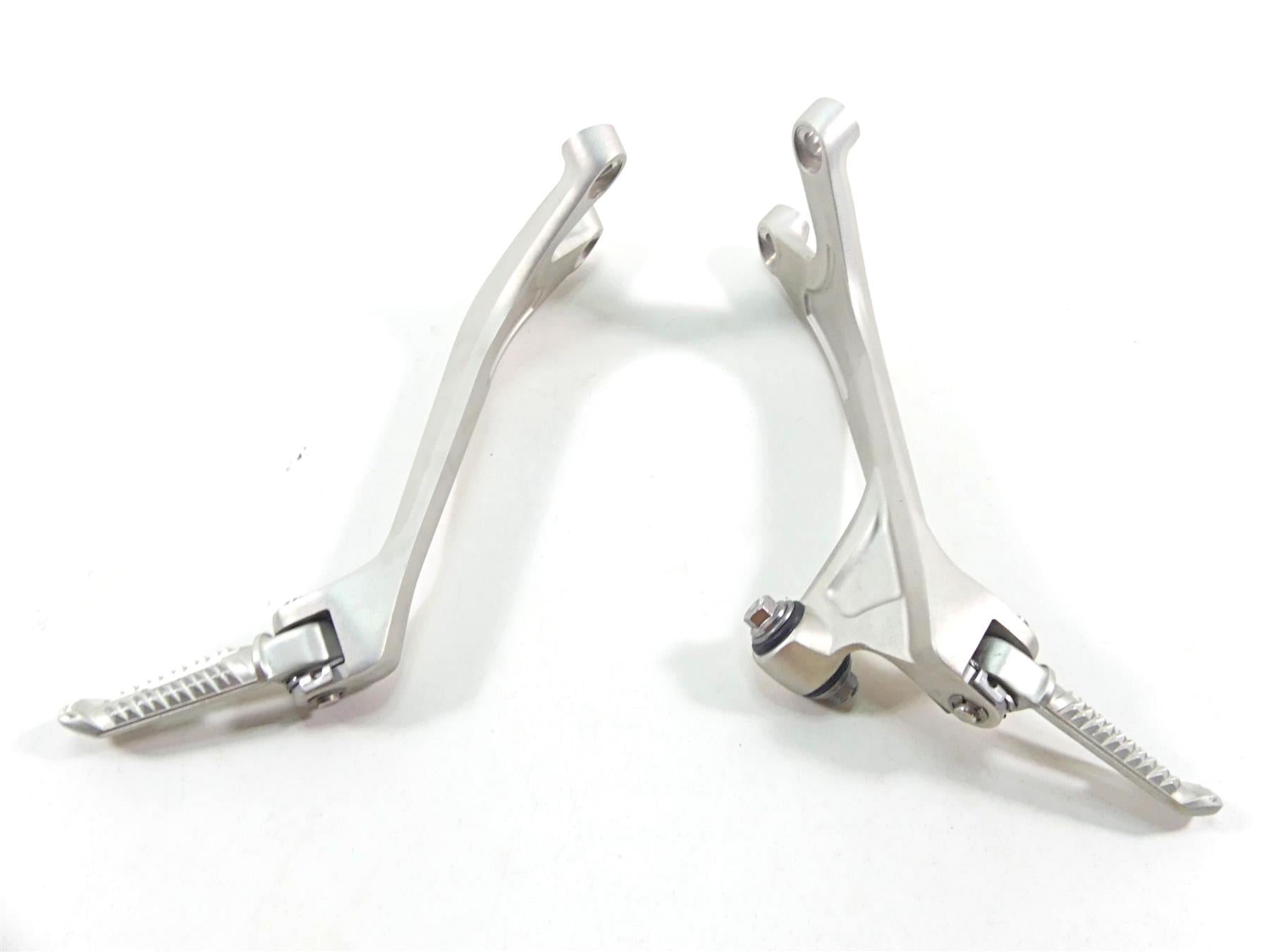 2022 Triumph Speed Triple 1200 RS Rear Passenger Footpeg Rest T2082430 T2082440 {{ shop.shopifyCountryName }} - Mototech271