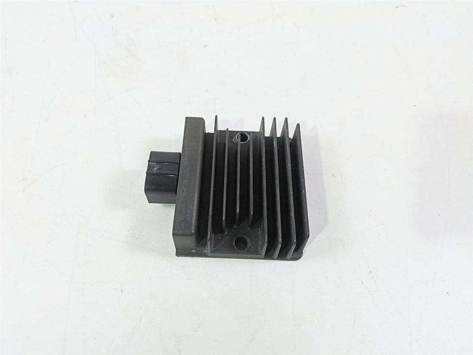 2020 Kawasaki ZX6R ZX636 Ninja Rectifier Voltage Regulator 21066-0756 SH868AA {{ shop.shopifyCountryName }} - Mototech271