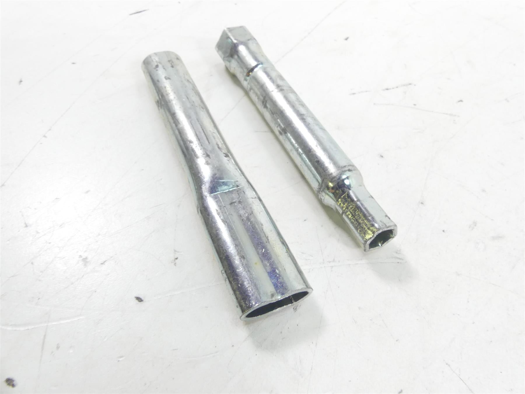 2001 Yamaha XV1600 Road Star Owners Tools Tool Kit 4WM-28100-00-00 {{ shop.shopifyCountryName }} - Mototech271