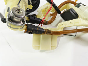 2010 Harley Touring FLHTK Electra Glide Fuel Gas Petrol Pump -Read 75069-08D | Mototech271