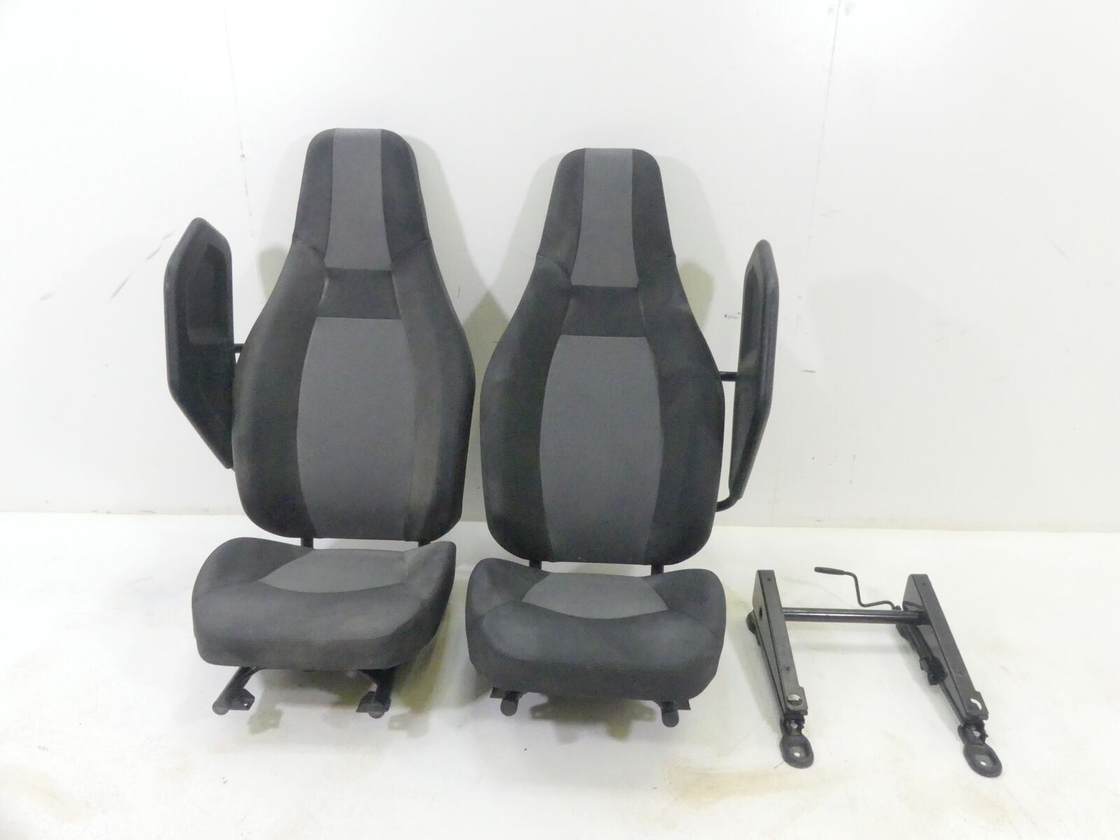2018 Yamaha YXZ1000 R EPS Rider Driver Passenger Seat Set 2HC-F473C-00-00 {{ shop.shopifyCountryName }} - Mototech271