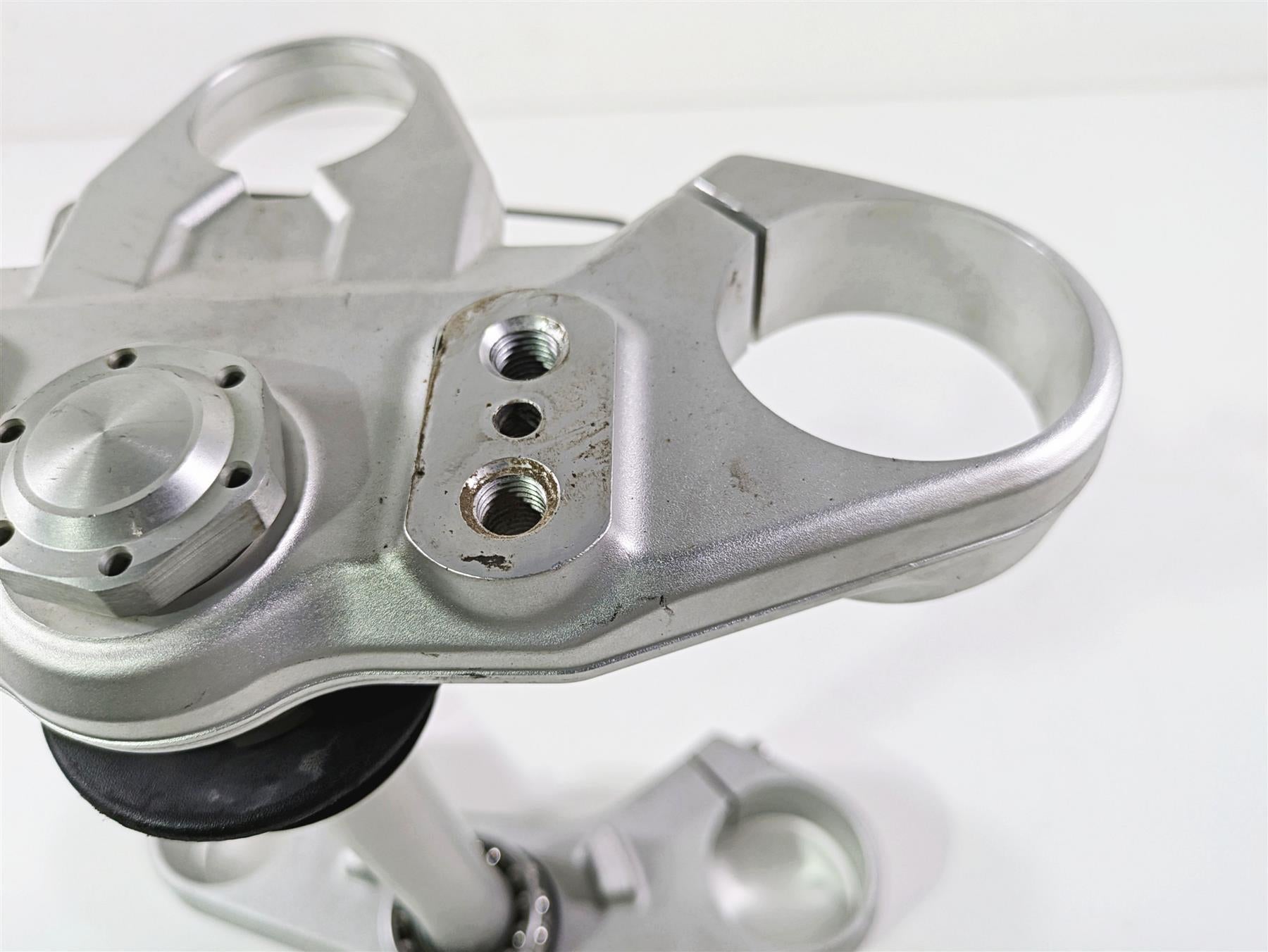 2015 Triumph Tiger Explorer XC Lower Upper Triple Tree Set T2041550 T2041622 {{ shop.shopifyCountryName }} - Mototech271