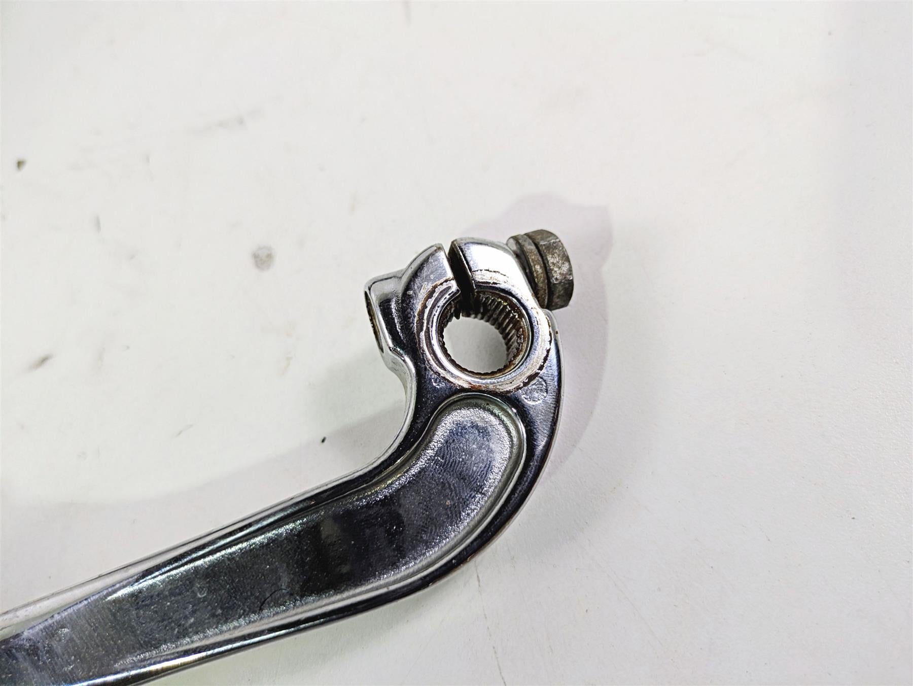 2015 Harley FXDF Dyna Fat Bob Front Left Fw Footpeg & Shifter 33693-03 34564-90B {{ shop.shopifyCountryName }} - Mototech271