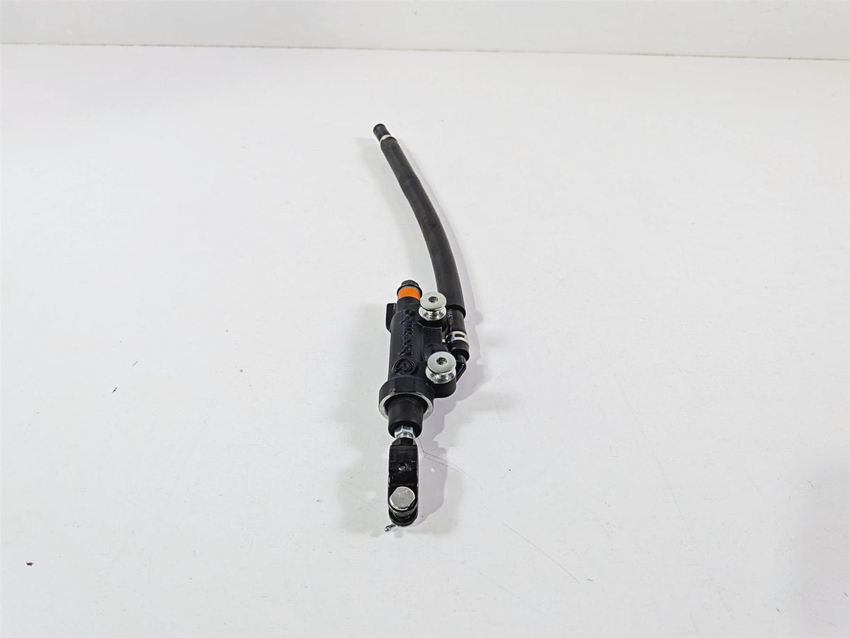 2025 Yamaha YZF R7 Rear 1/2 Brake Master Cylinder Brembo 56P-2583V-01-00 {{ shop.shopifyCountryName }} - Mototech271